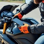 découvrez comment installer un kit mains libres sur votre moto en toute sécurité grâce à nos conseils pratiques et faciles à suivre.
