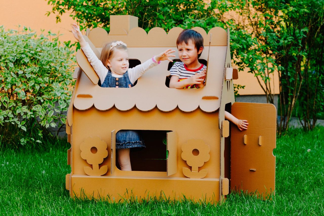 Maison enfant jardin : choisir une maisonnette adaptée